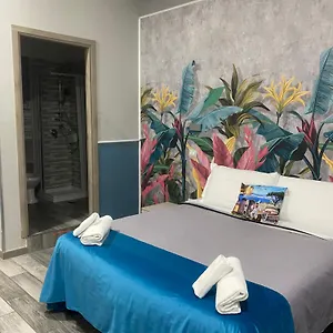 bb-viva-napoli.hotels-amalfi.com/